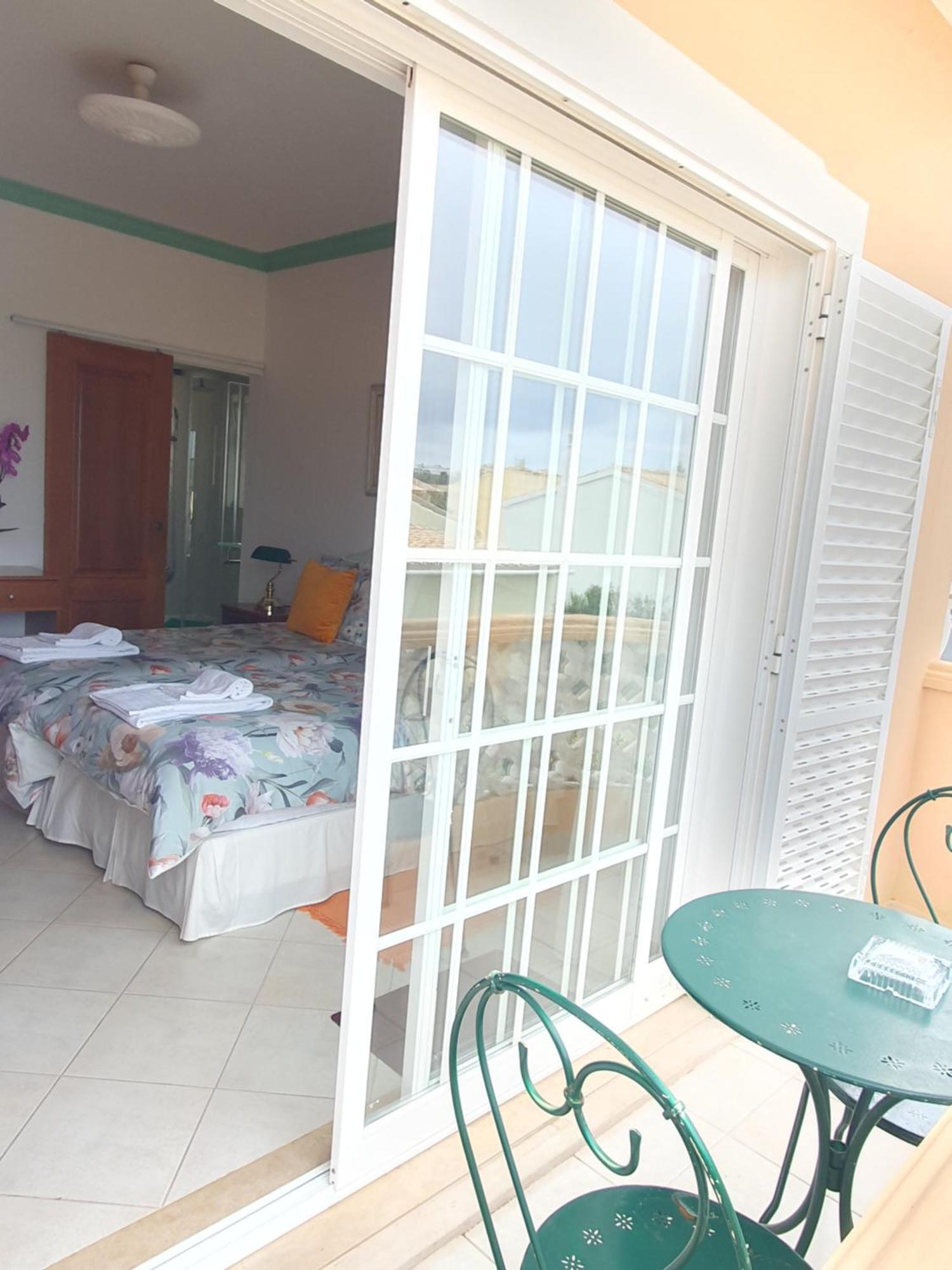 Vila Apartamentos Estrela Lagos Cameră foto