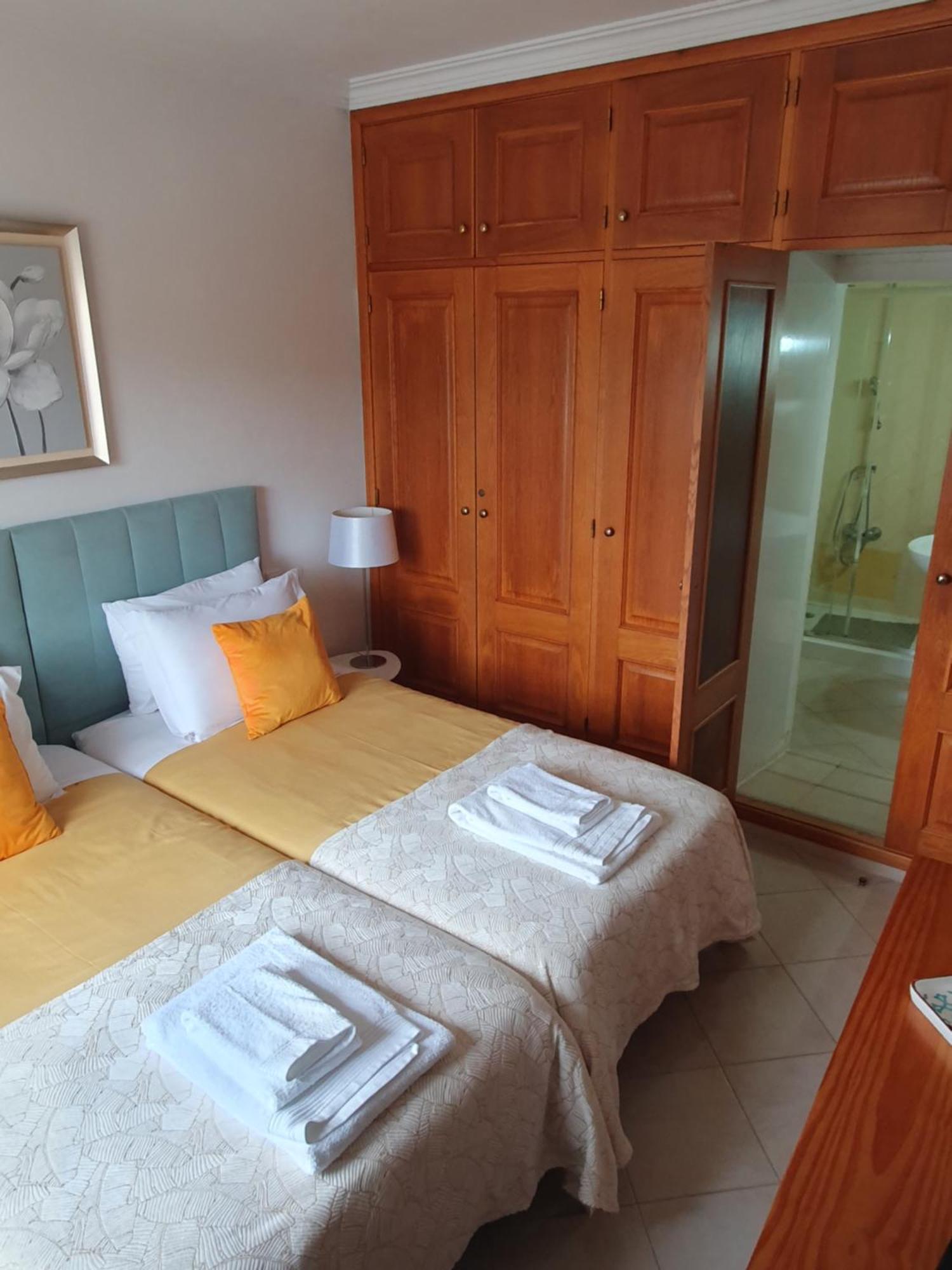 Vila Apartamentos Estrela Lagos Cameră foto