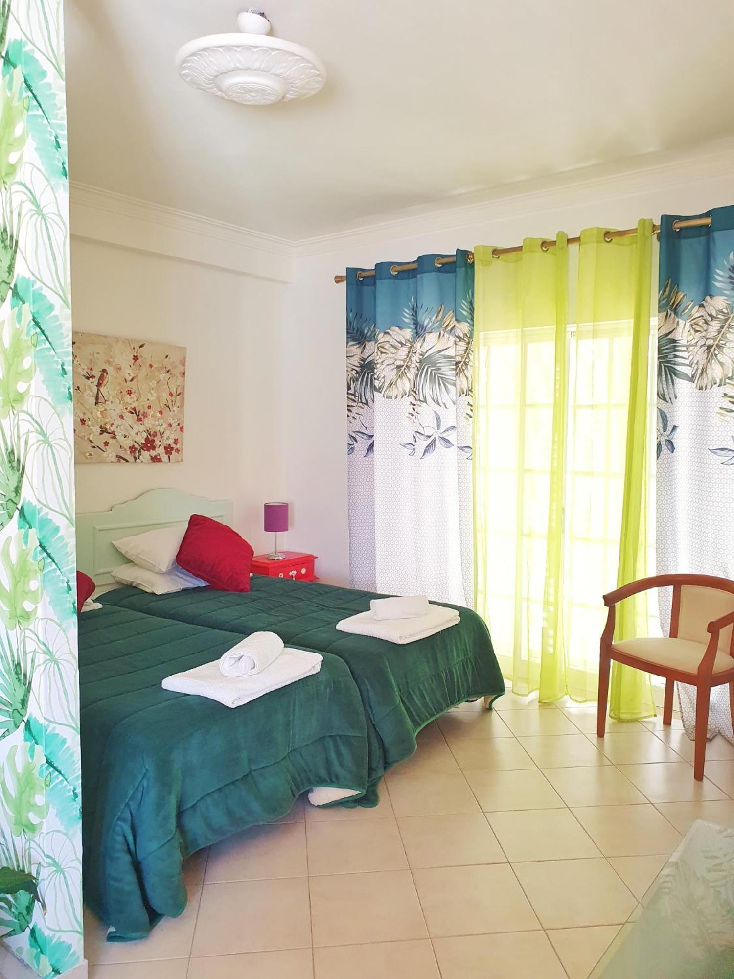 Vila Apartamentos Estrela Lagos Cameră foto